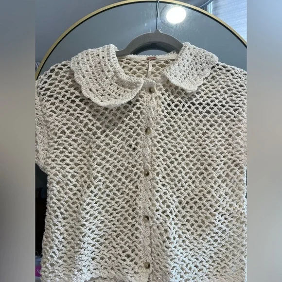 Lily Crochet Top - Picture 6 of 7